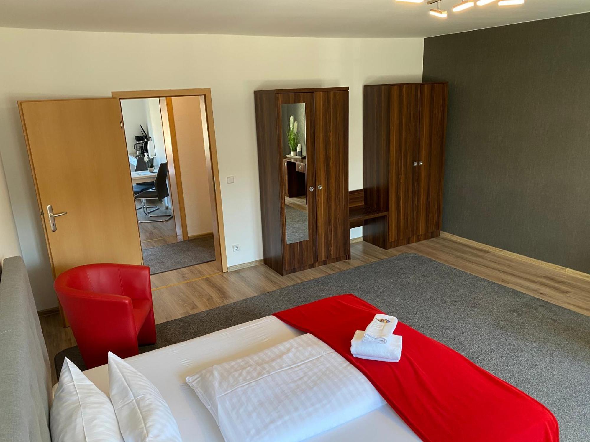 Viadrina Rooms&Apartments Frankfurt-Oder am Park im Zentrum Frankfurt  Buitenkant foto