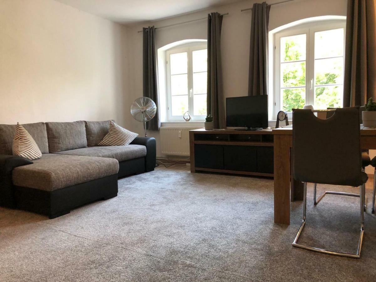Viadrina Rooms&Apartments Frankfurt-Oder am Park im Zentrum Frankfurt  Buitenkant foto