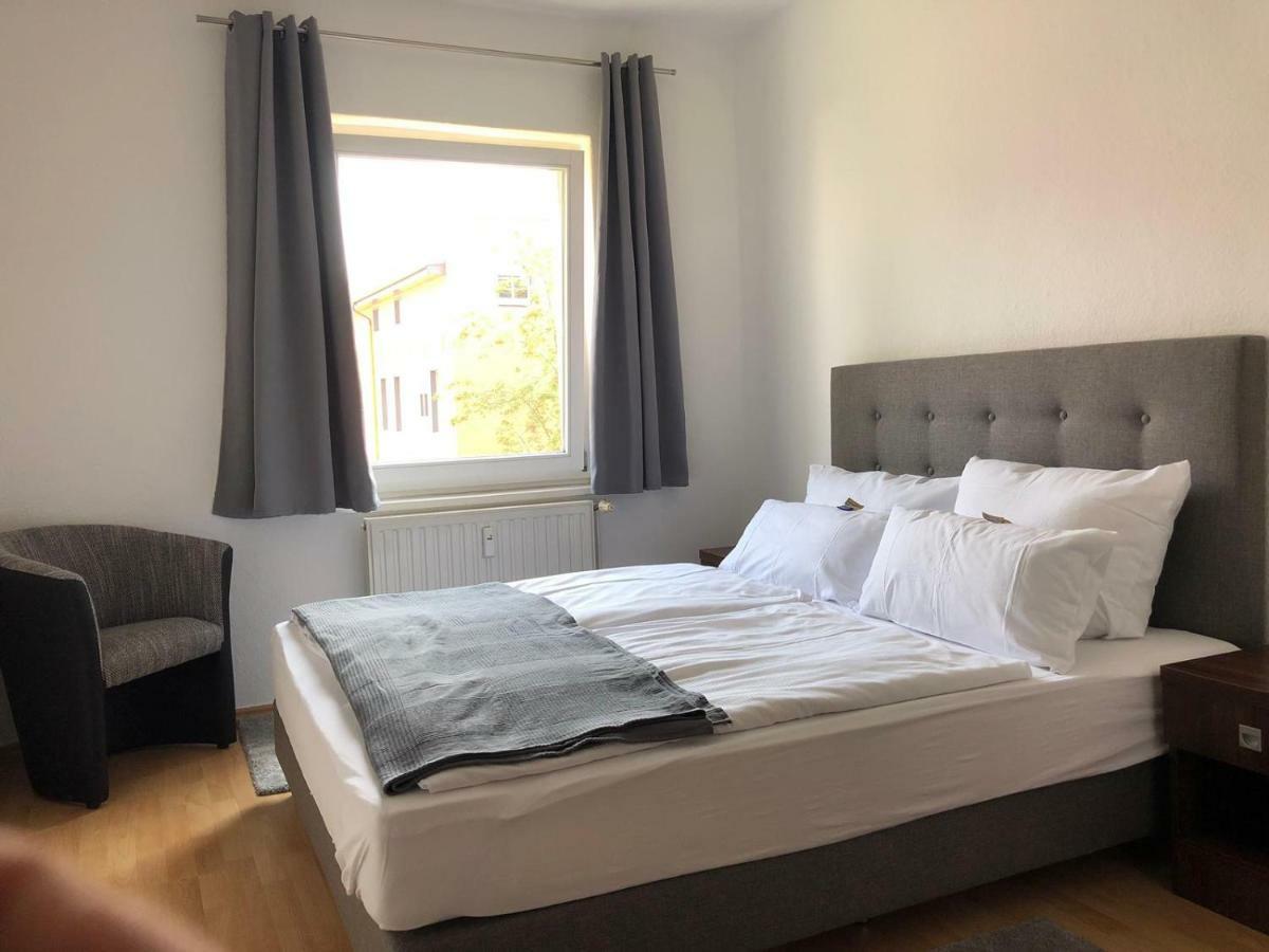 Viadrina Rooms&Apartments Frankfurt-Oder am Park im Zentrum Frankfurt  Buitenkant foto